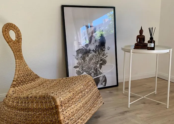 Wohnung Mit Garten & Parkplaetzen