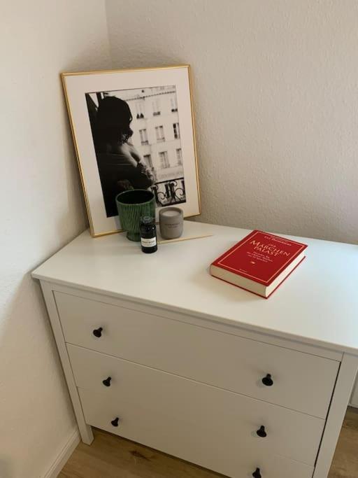 Wohnung Mit Garten & Parkplaetzen Apartment